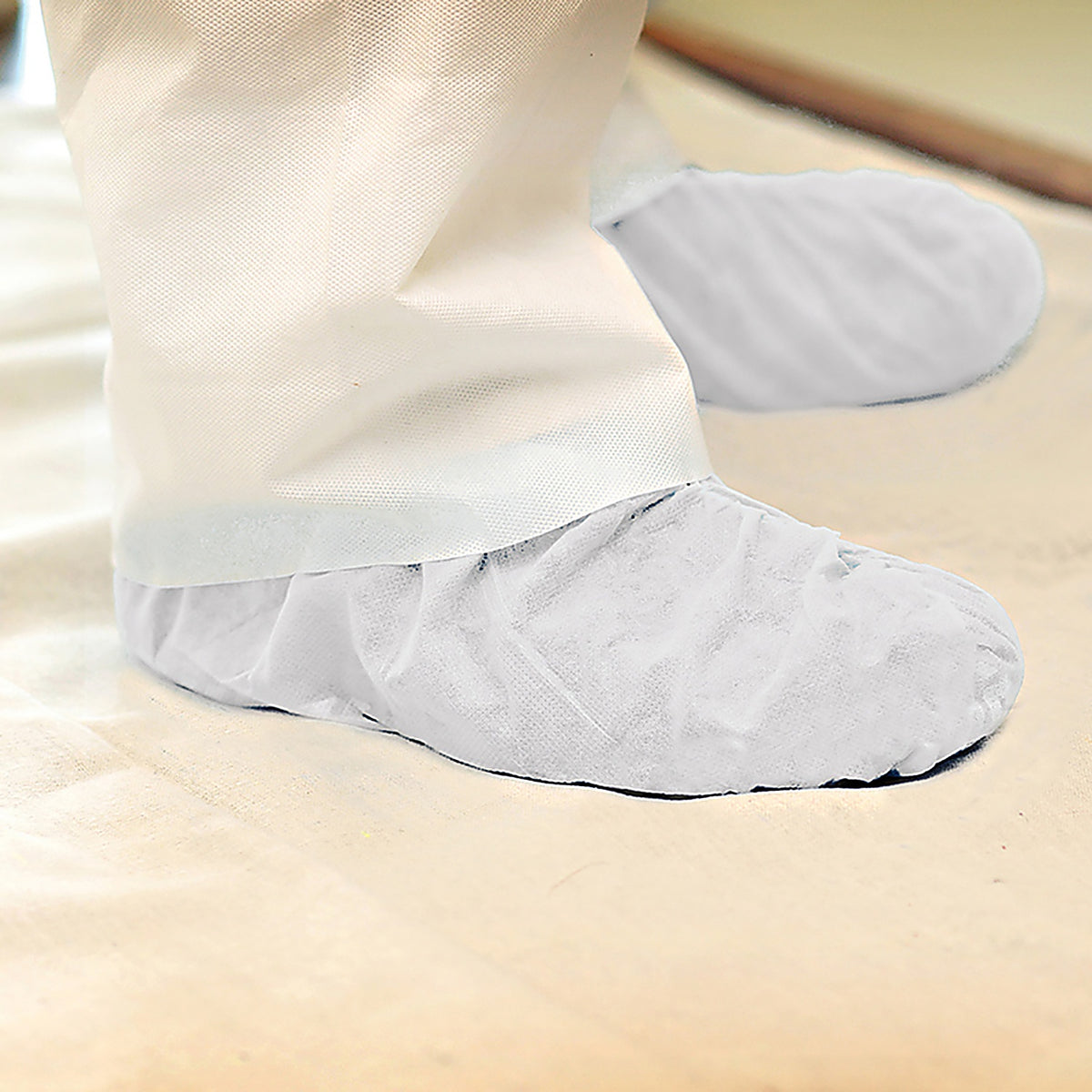 Trimaco - 04501/50 - Unisex Polypropylene Shoe Guards White One Size Fits Most Waterproof 50 pair