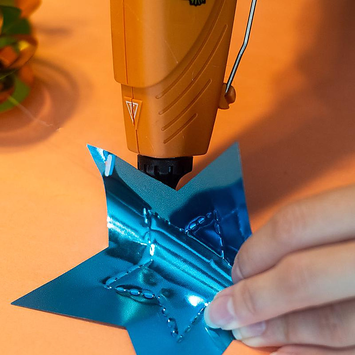 Gorilla - 8401502 - 20 watt Dual Temperature Mini Glue Gun