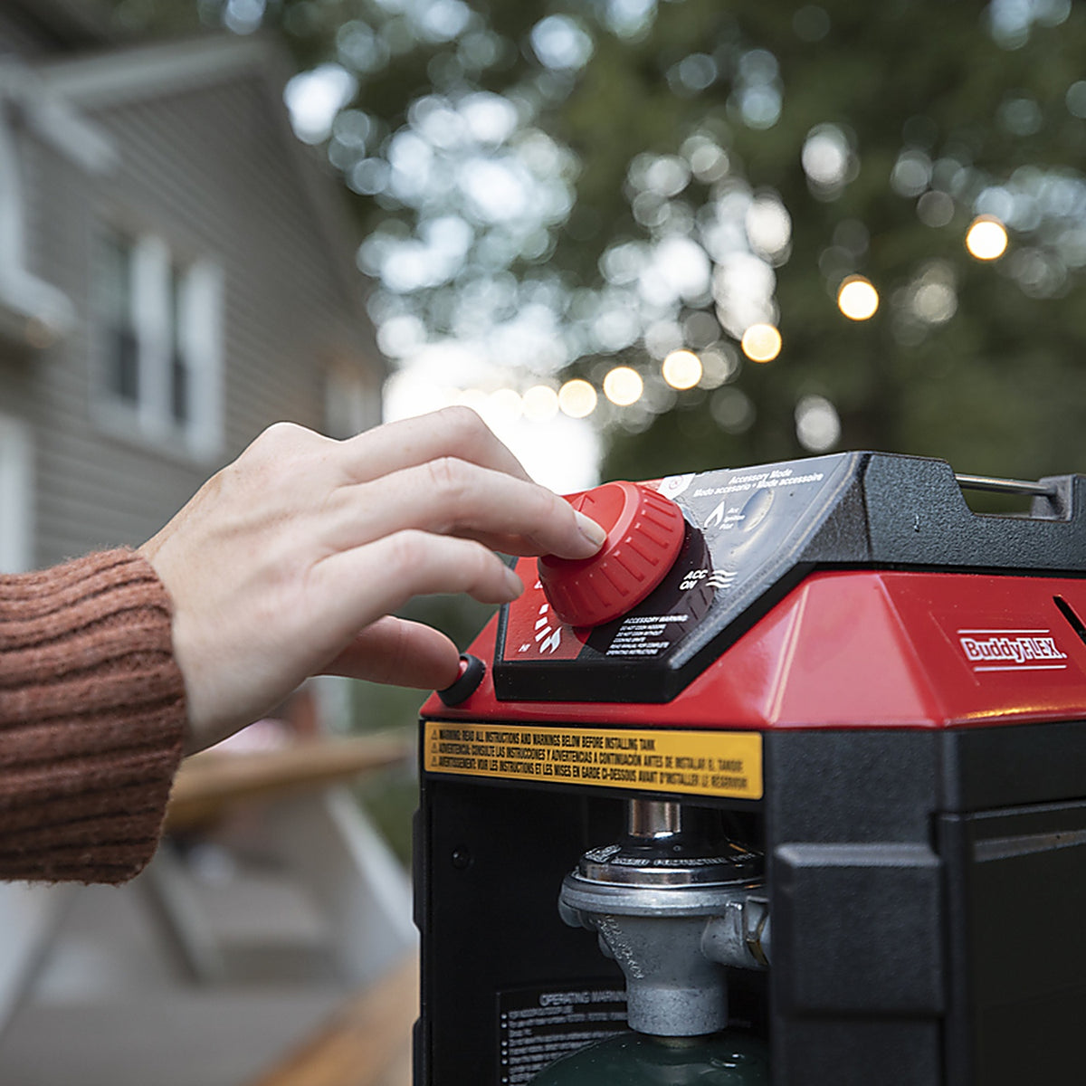 Mr. Heater - F600200 - Buddy Flex 11,000 Btu/h 300 sq ft Radiant Propane Portable Heater