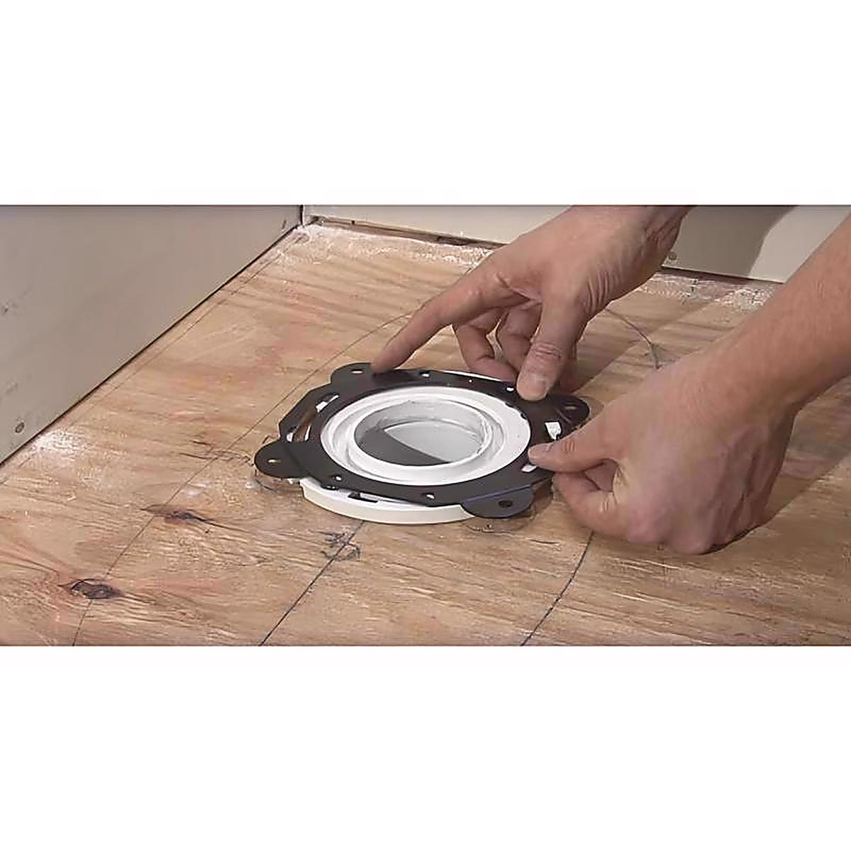 Superior Tool - 21015 - SuperRing Coated Steel Closet Flange