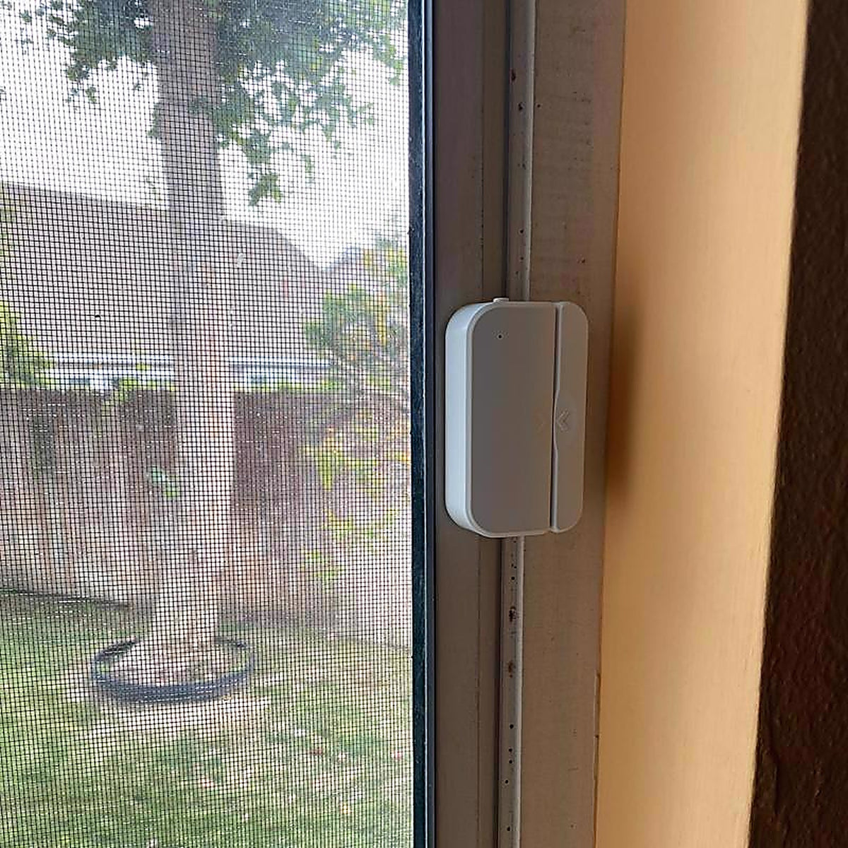 Feit Electric - MOT/DOORWIFIBAT - Battery Powered Indoor White Door and Window Sensor