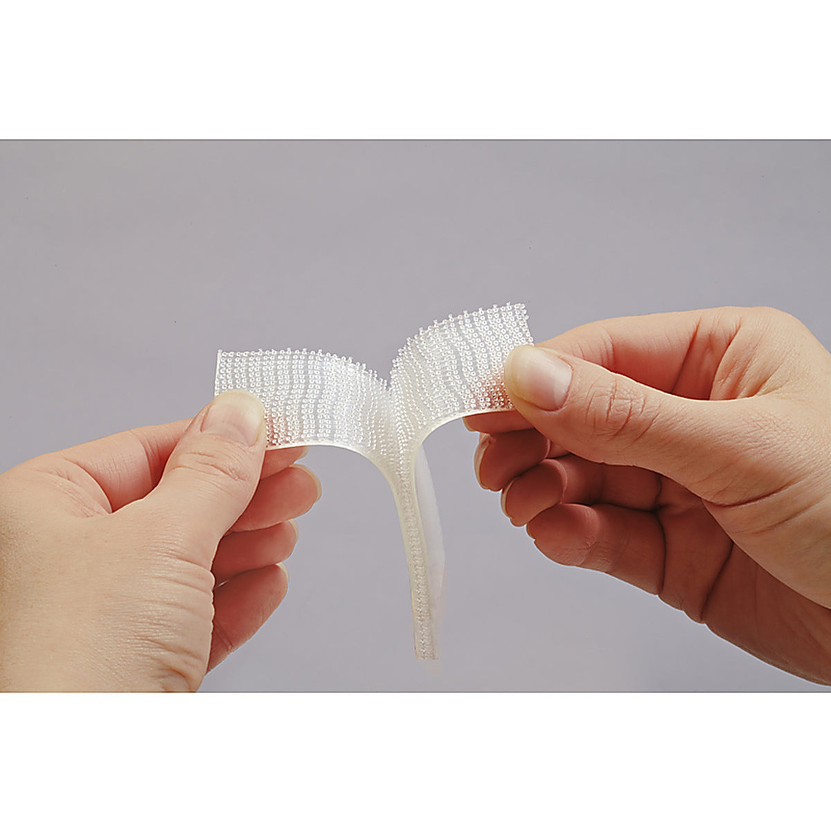 3M - RFD7020 - Scotch Medium Foam Hook and Loop Fastener 2 in. L - 6/Pack