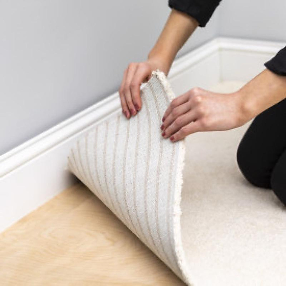 Duck - 286377 - 1.88 in. W X 75 ft. L Reversible Scrim Indoor Carpet Tape