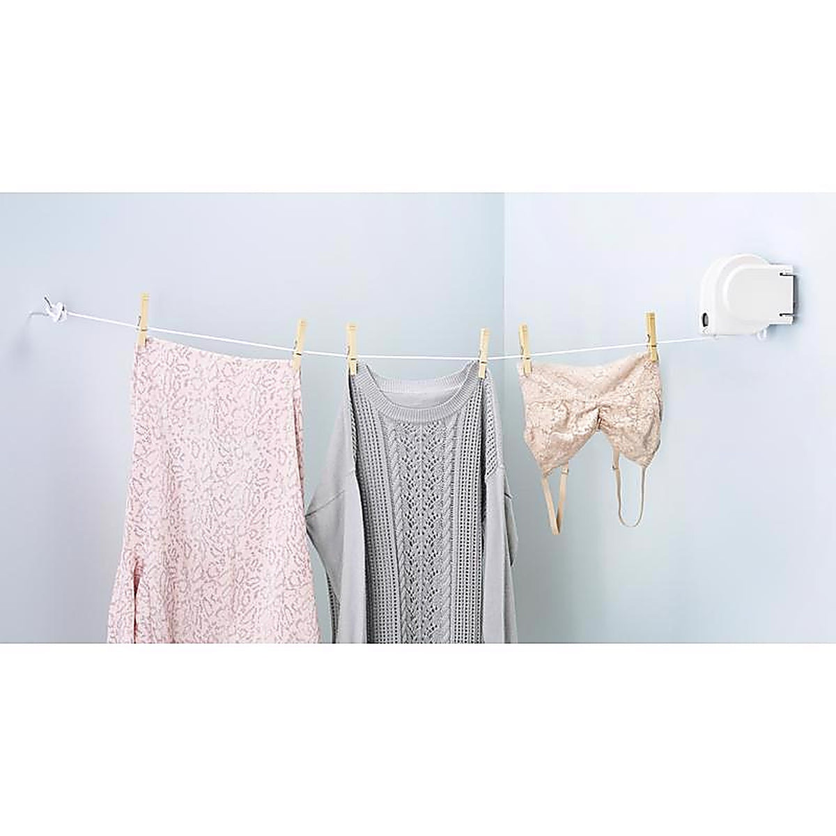 Whitmor - 6243-7417 - 40 ft. Plastic Retractable Clothesline
