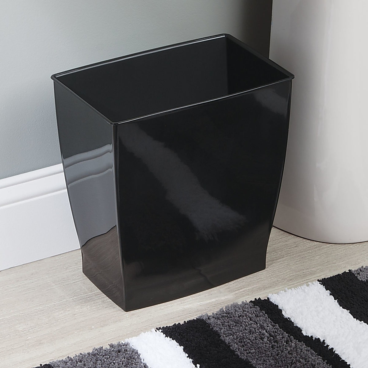 InterDesign - 64772 - Mono Black Plastic Rectangular Wastebasket