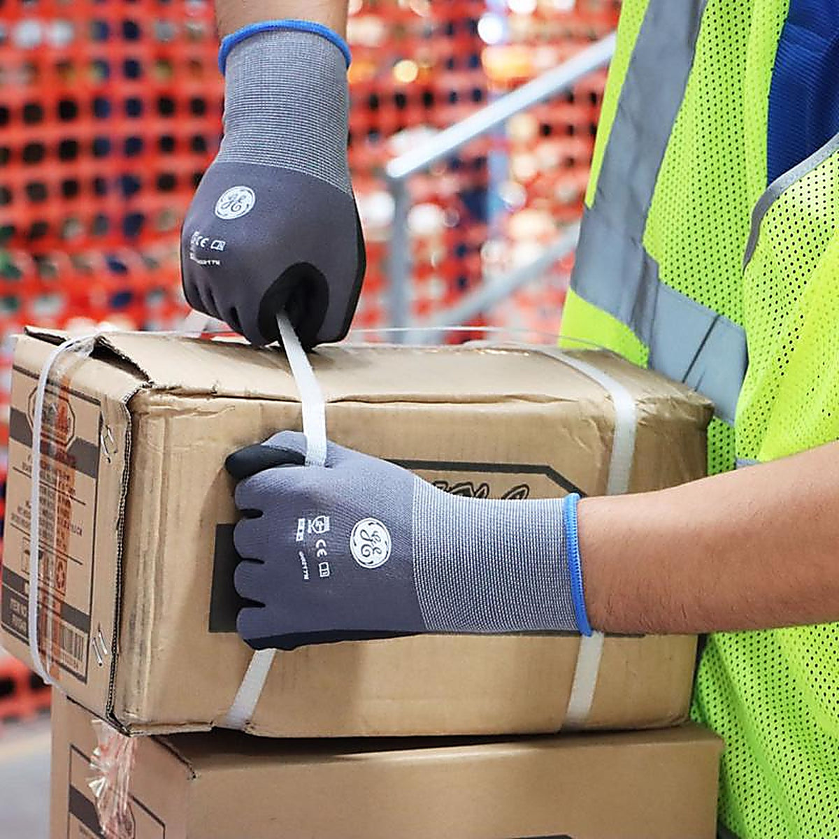 GE - GG217LC - Unisex Dipped Gloves Black/Gray L 1 pair