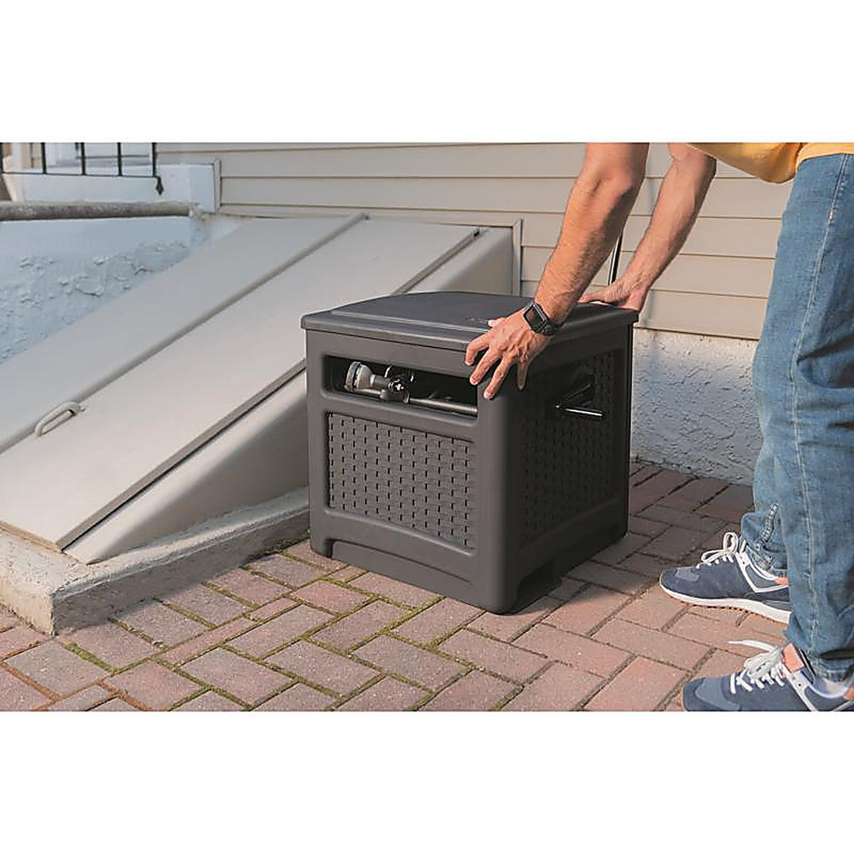 Suncast - SMT212WP - Smart Trak 225 ft. Gray Free Standing Hideaway Hose Reel