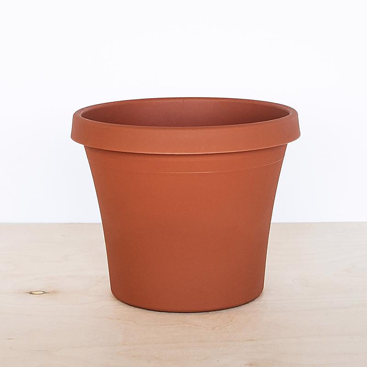 Bloem - 50014C - Terra 12.5 in. H x 14 in. Dia. Resin Traditional Planter Terracotta