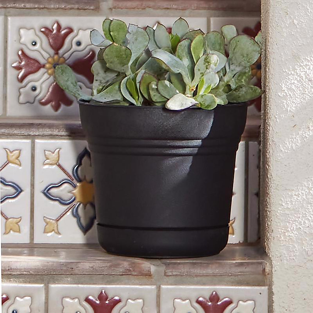 Bloem - SP1000 - 8.5 in. H Plastic Saturn Flower Pot Black