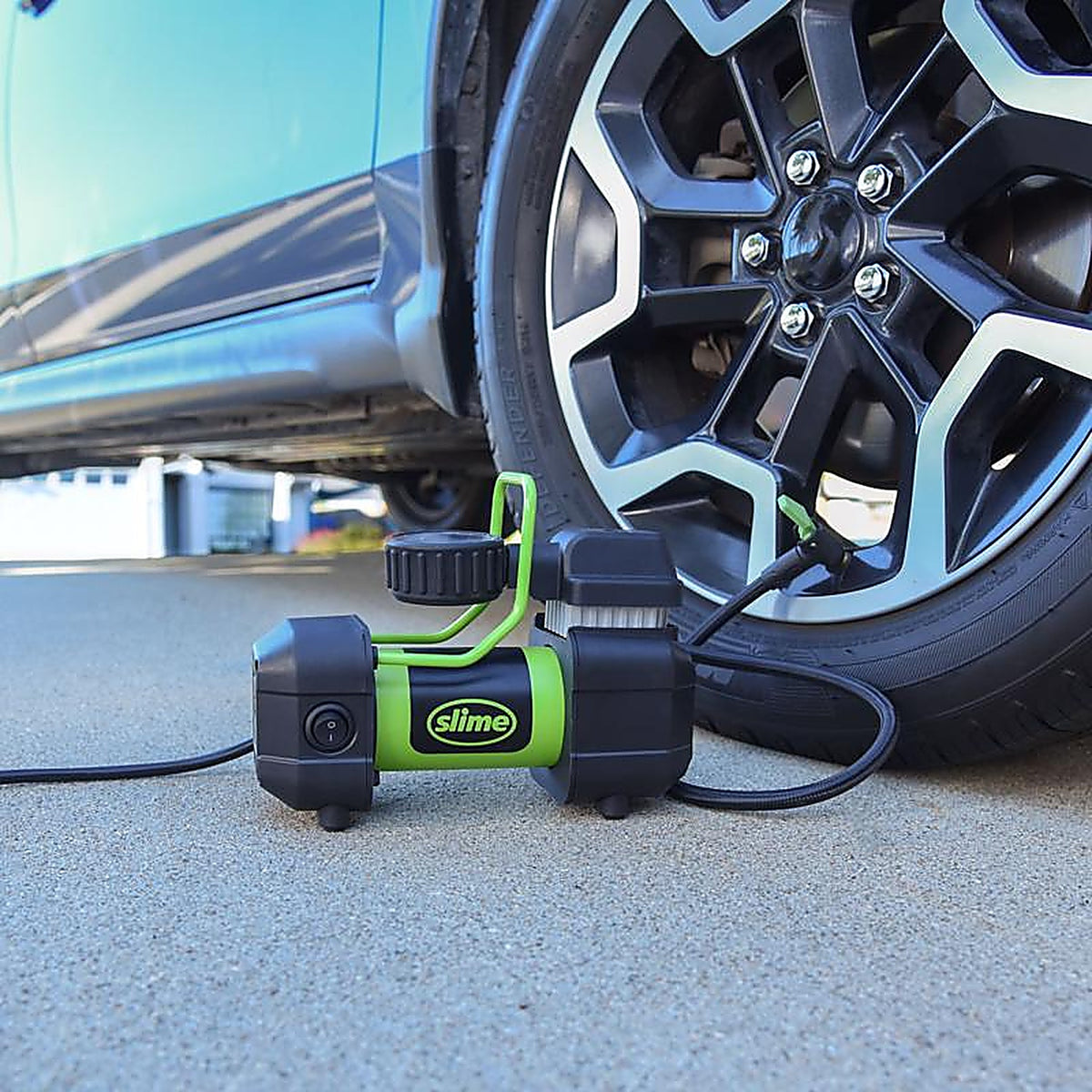 Slime - 40045 - 120 volt 150 psi Garage Tire Inflator/Accessory Kit