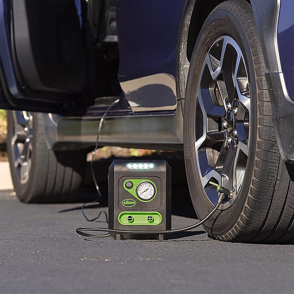 Slime - 40034 - 12 volt 100 psi Inflator/Compressor