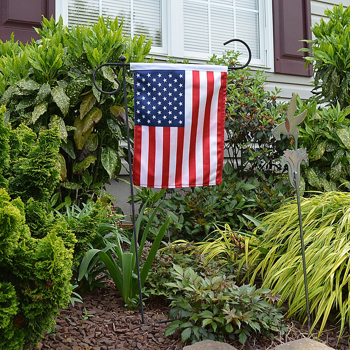 Valley Forge - USGF-C - American Garden Flag 12 in. H x 18 in. W