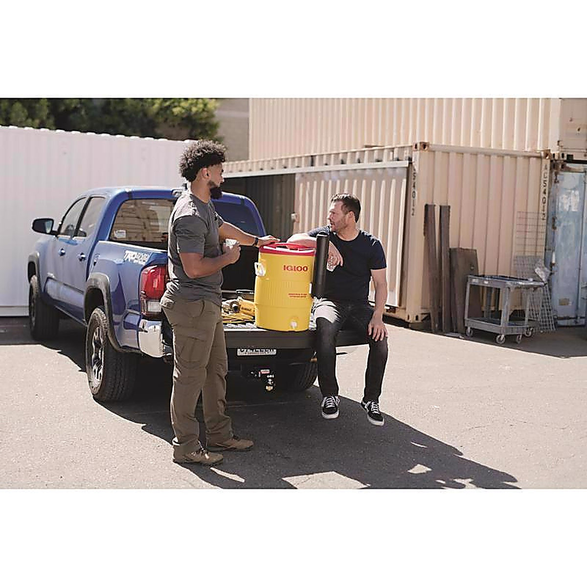 Igloo - 4101 - Industrial Water Cooler 10 gal. Red/Yellow