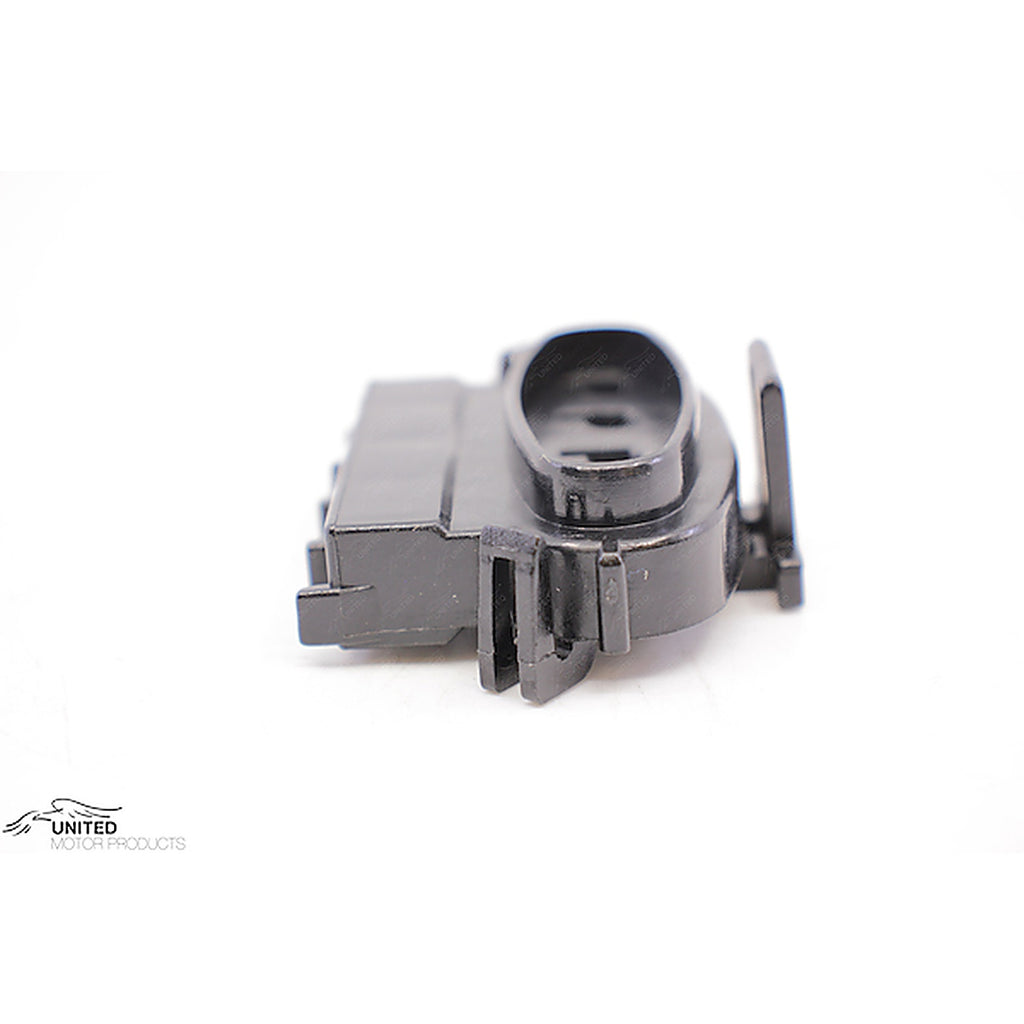 UMP - CON-83 - Connector